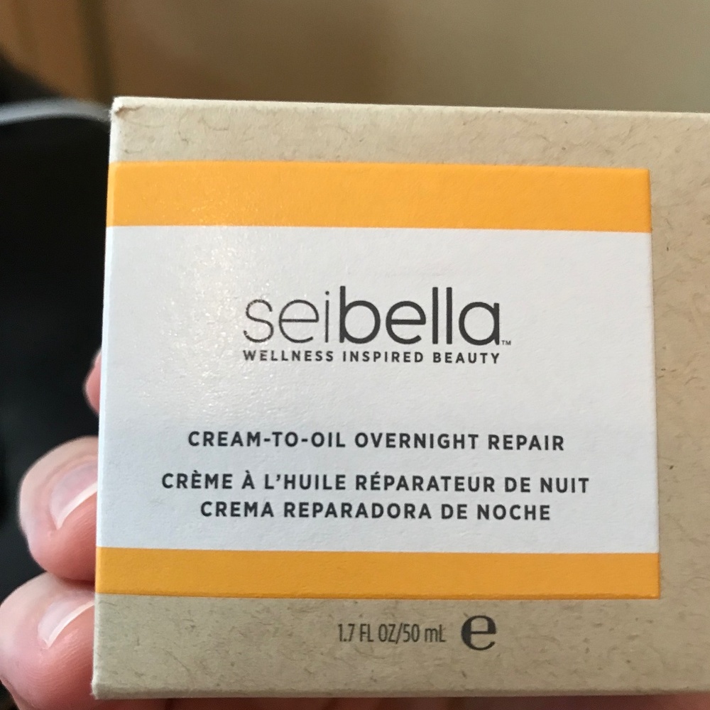 Sei Bella Vitamin C Cream-to-Oil Overnight Repair - Melaleuca